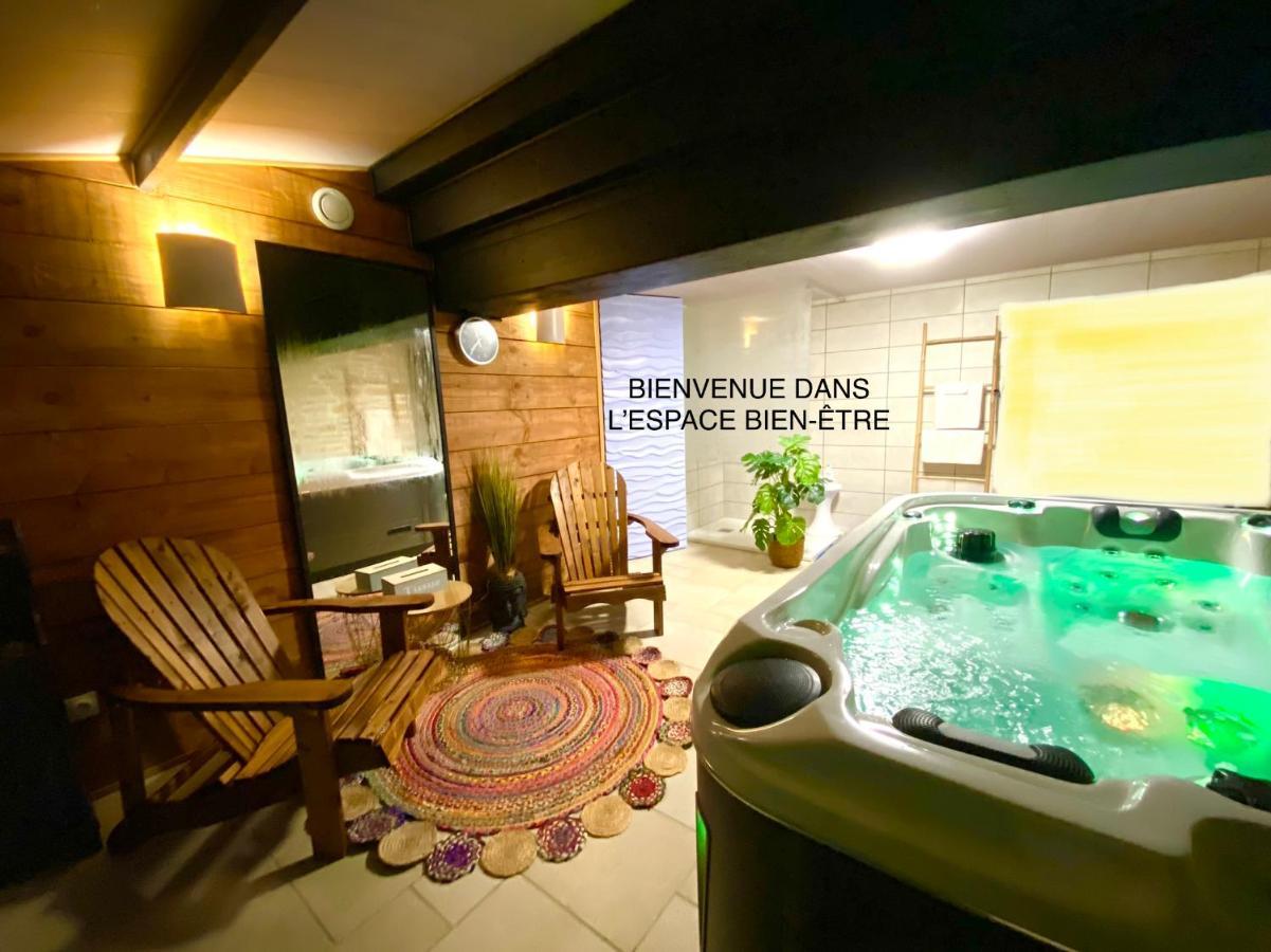 Le Petit Prince A Sarlat - Parking Prive - Piscine Chauffee - Espace Bien-Etre Jacuzzi Et Massages酒店 外观 照片